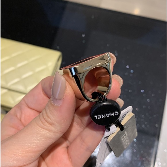 Chanel Ring - Picture 3 of 3